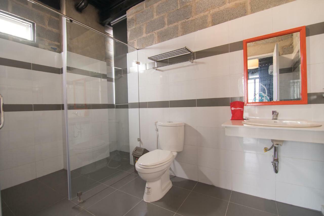 Reddoorz Plus @ Ung Van Khiem Street Хошимін Екстер'єр фото